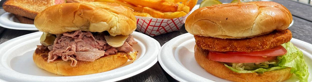 photo of roast beef and chicken sandwiches available at Beef Barn